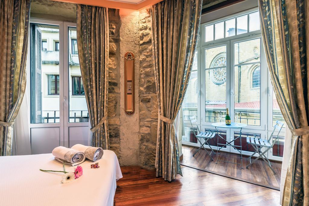 Pension Ab Domini San Sebastian Exterior photo